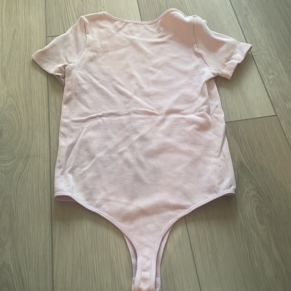 Sugar moon women’s pink ribbed body suit size small/medium - Picture 3 of 4
